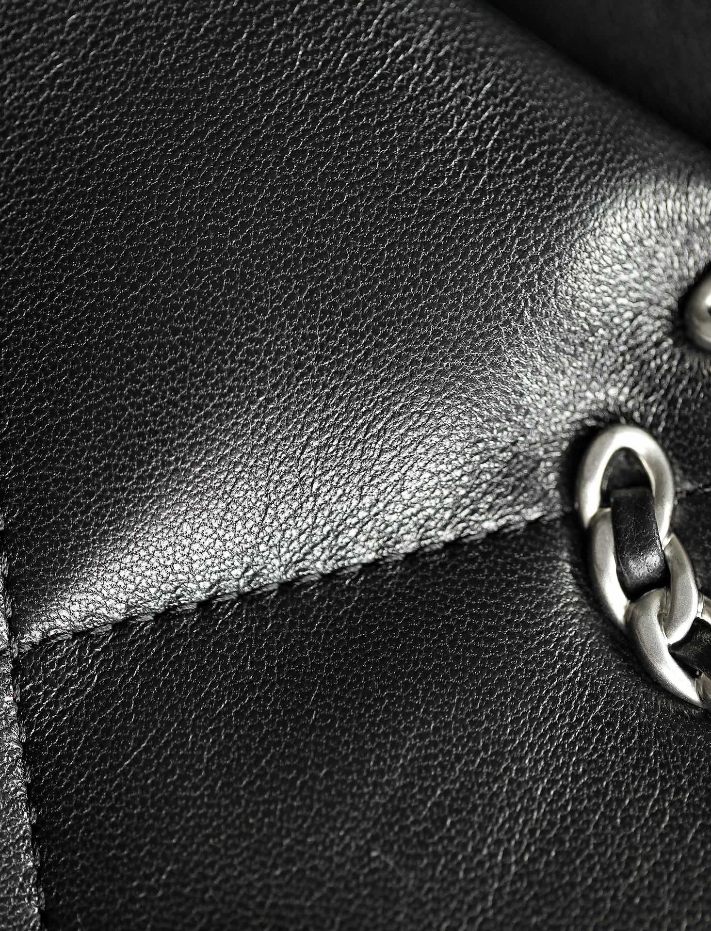 Classic flap bag