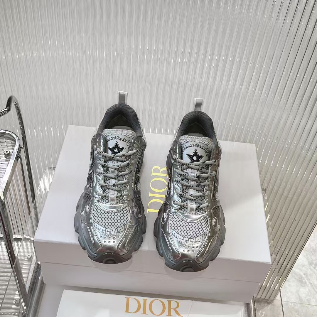 D*or chrono sneaker