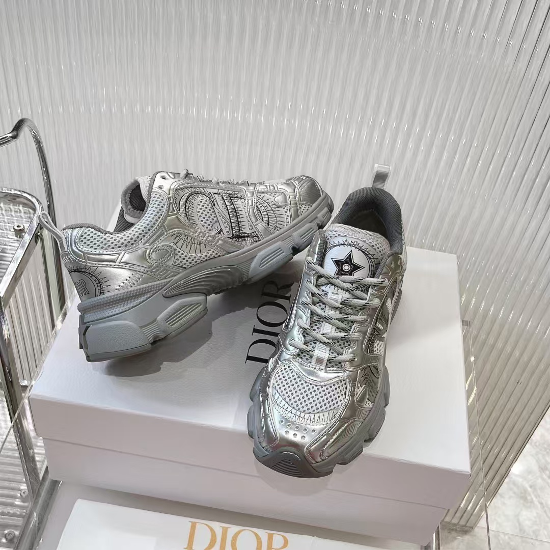 D*or chrono sneaker