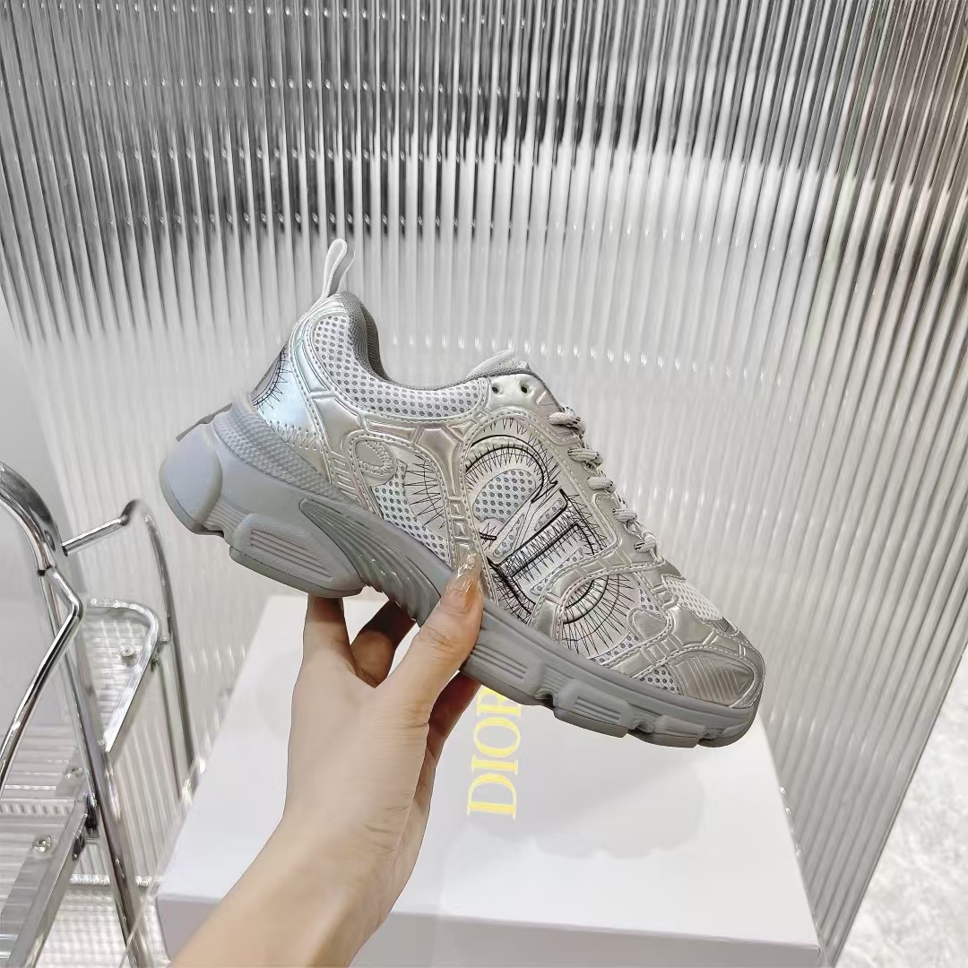 D*or chrono sneaker
