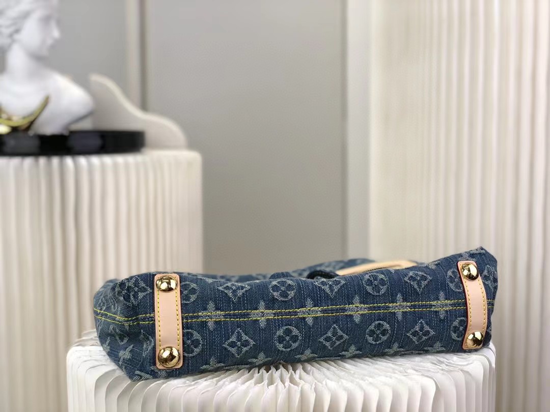 l**is V*t*n monogram denim baggy pm blue