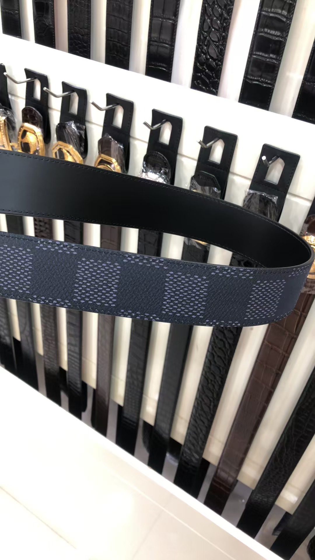 LV Dimension 40mm Reversible Belt